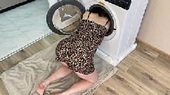 Brazenly fucked stepmom who stuck in the washing machine